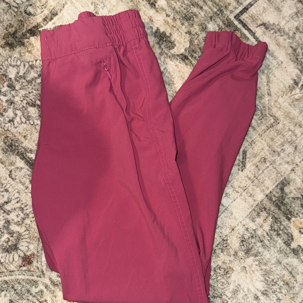Wonder wink scrub bottoms